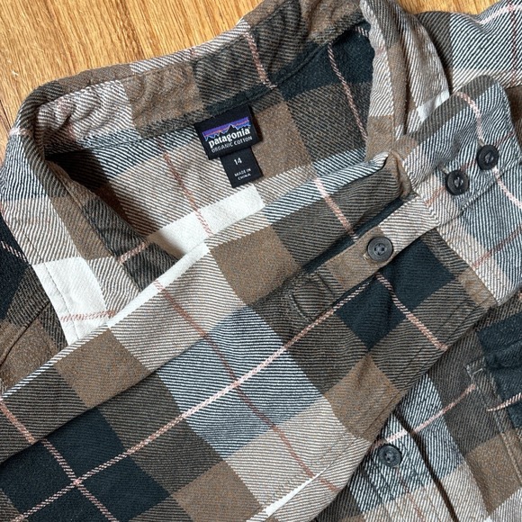 Patagonia Womens Fjord Flannel Shirt Sz 14 L Brown Pink Plaid Cotton Midweight - Picture 2 of 5
